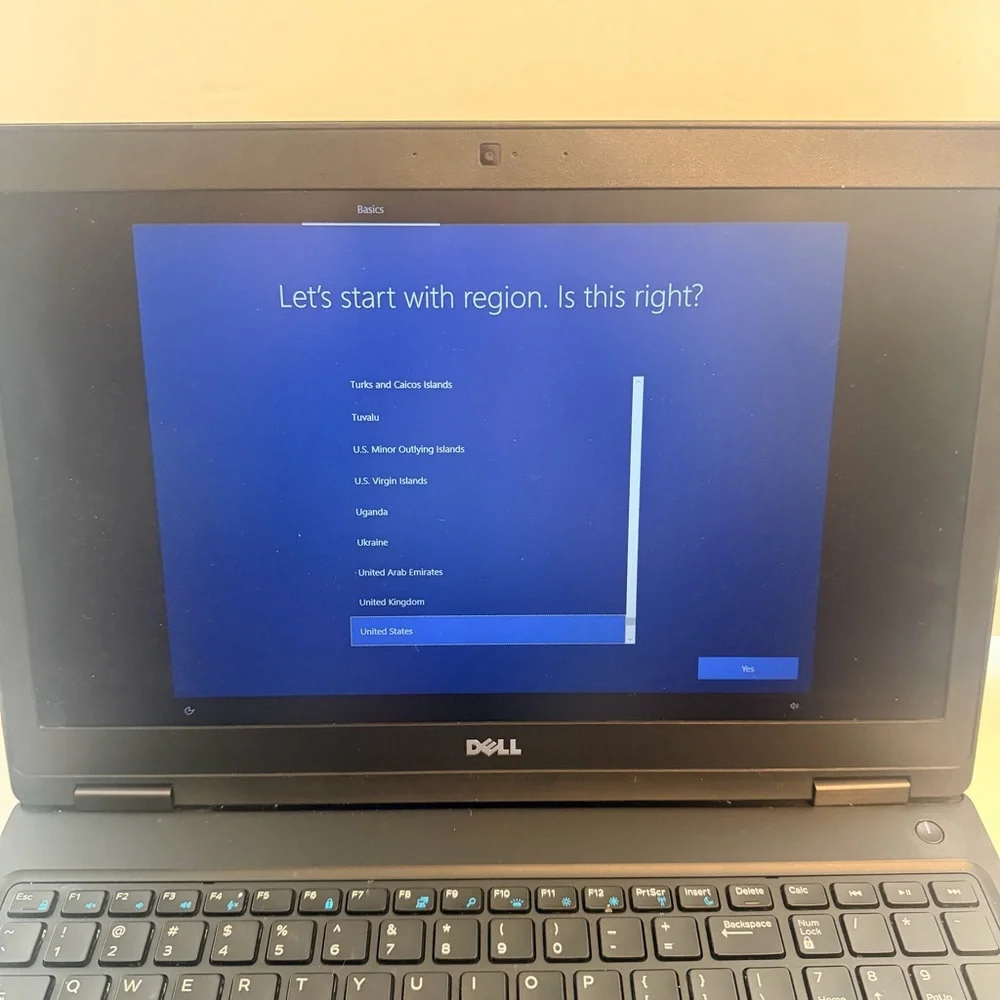 Dell Latitude 5580 Laptop w/ Power Cord- Tested-Working -Good Condition